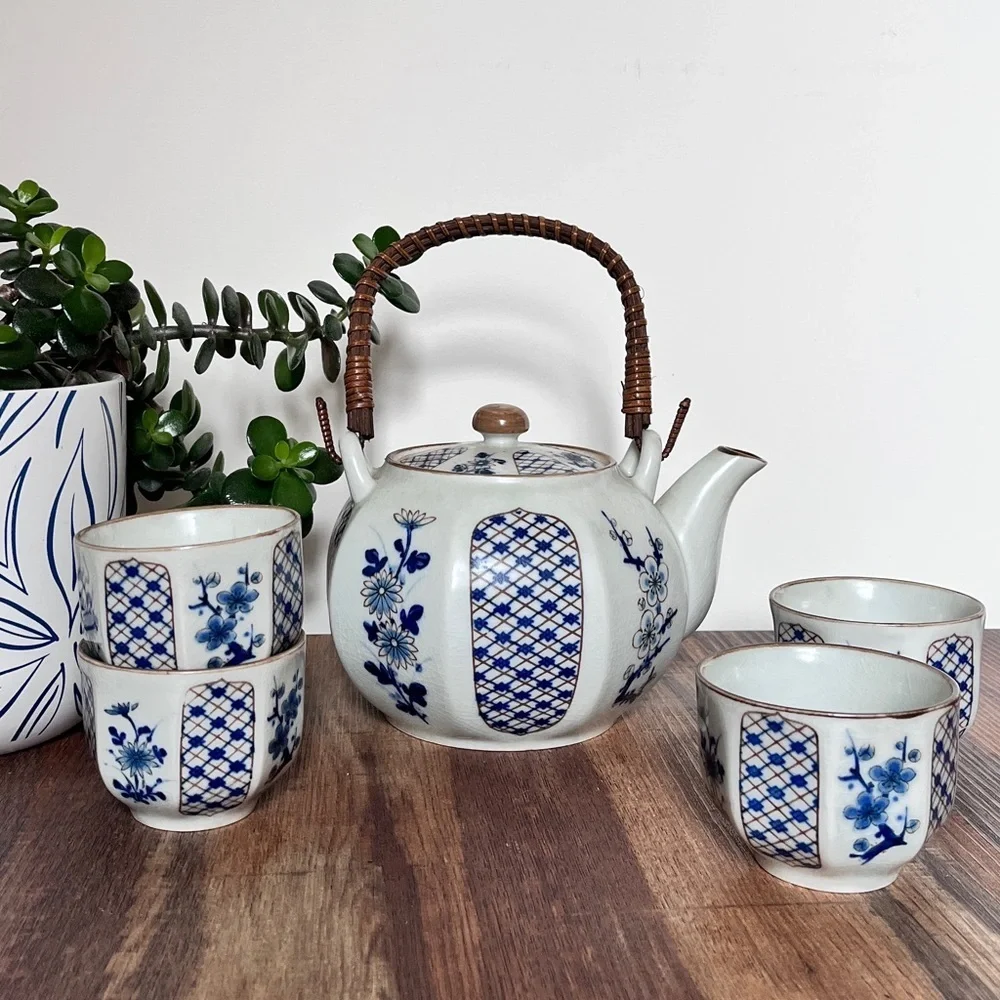 Vintage Otagiri Ceramic Japanese Teapot With 4 Cups Rattan Handle White Blue